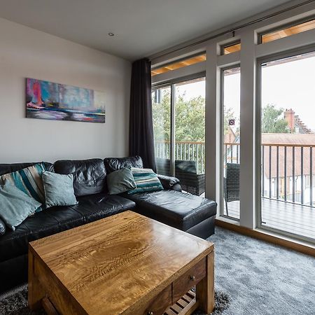 Dee Lane Apartment Честер Экстерьер фото