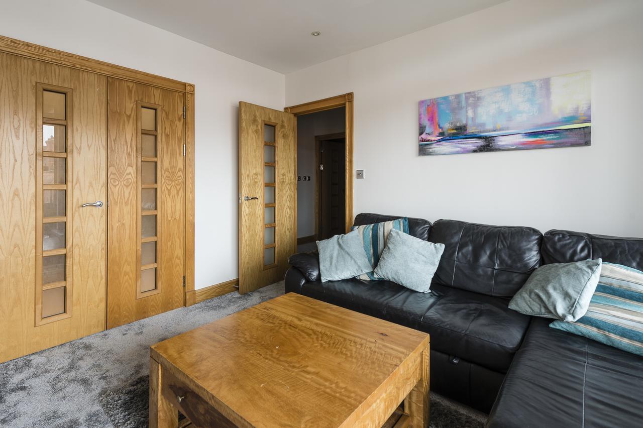 Dee Lane Apartment Честер Экстерьер фото